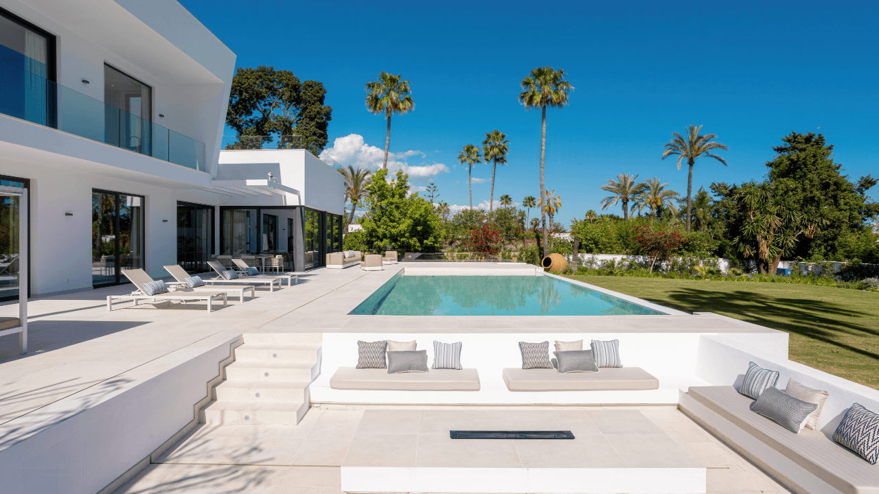 Villa Miura Marbella El Paraiso for Sale