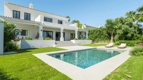 Villas for Sale in Nueva Andalucia Los Naranjos Marbella