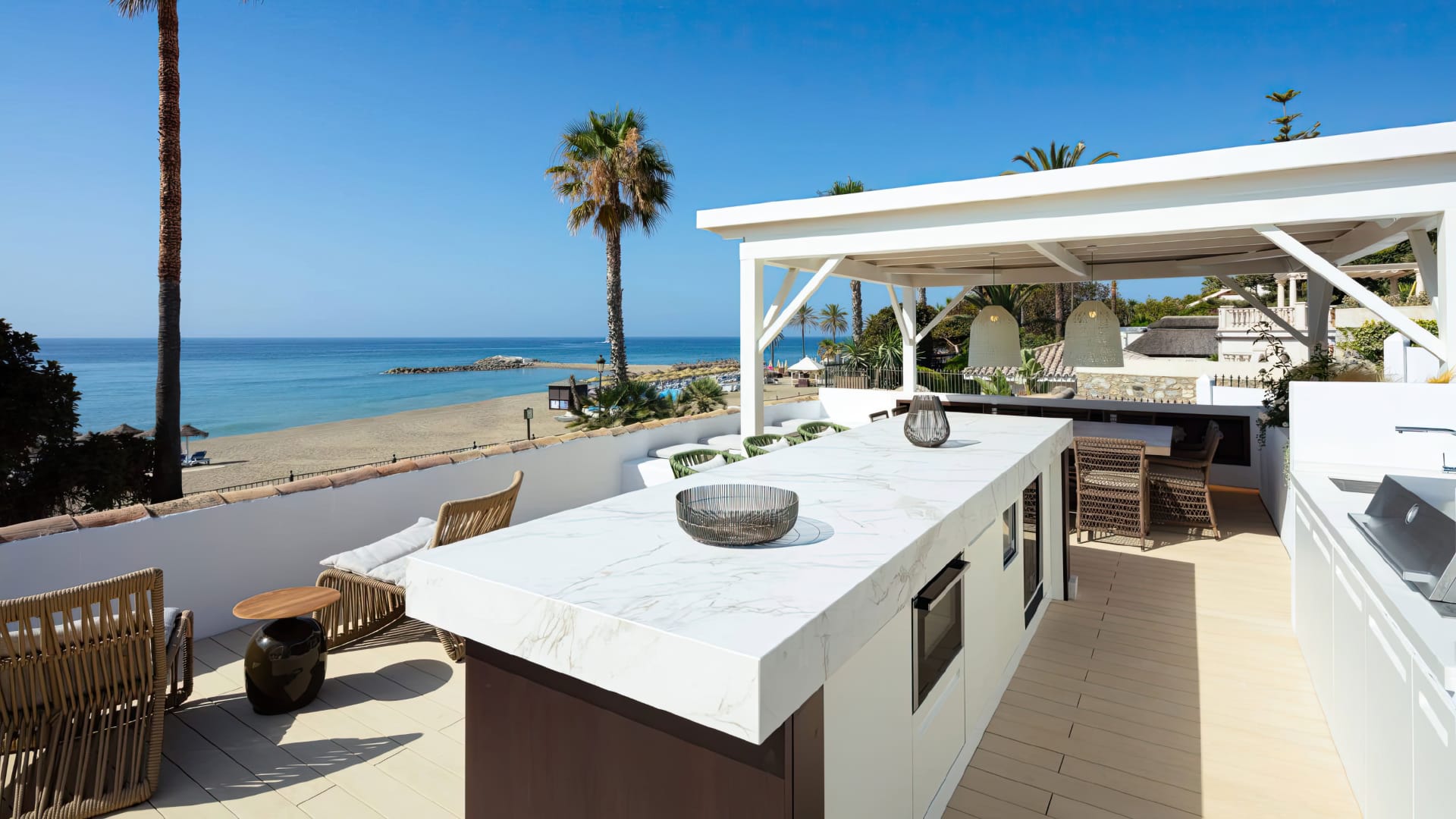 Beachfront Villa BREEZE, Golden Mile Marbella