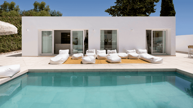 Boho style villa for sale in Nueva Andalucia with modern design and pool