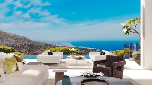 Luxury villa with breathtaking sea views and spacious terrace for sale in La Quinta Marbella