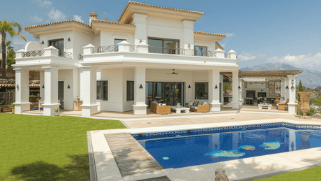 Los Arqueros frontline golf villa for sale with private pool and panoramic mountain views