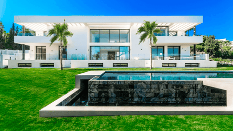 Villas for Sale in El Paraiso Marbella Brand New