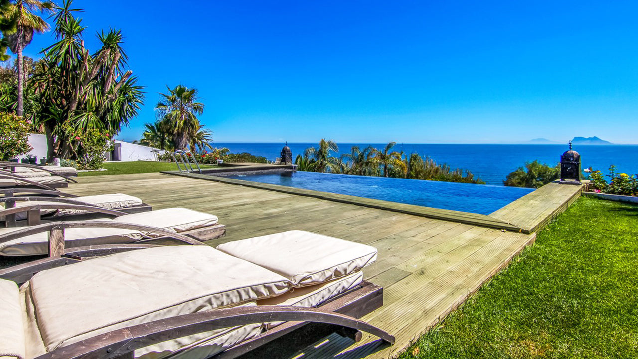 NEW! Villa ON BEACH (Sotogrande, Spain)【2.600.000€】