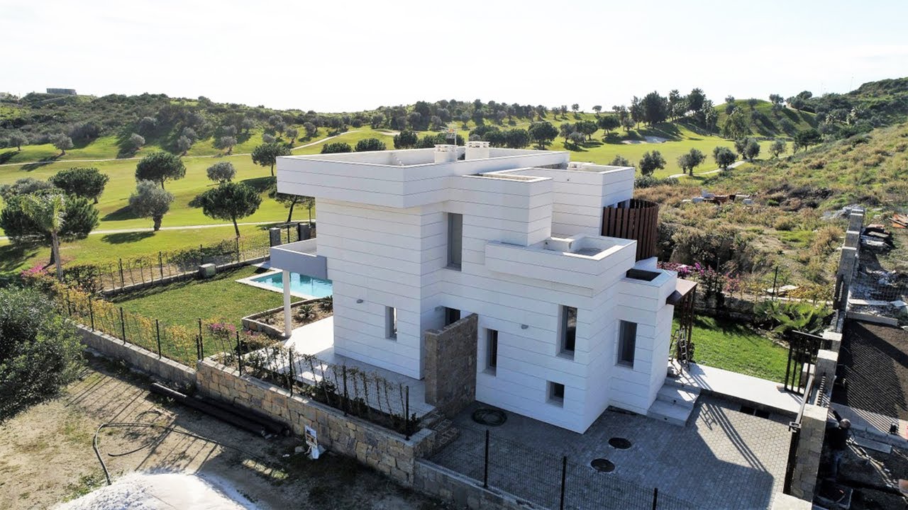 NEW! Off Plan Villas with SEA Views & Frontline Golf【630.000€】