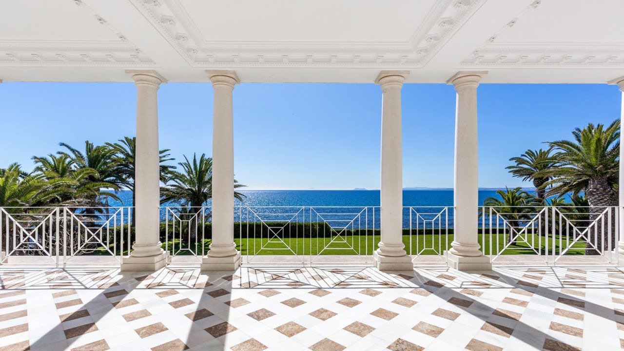 Stunning SEA Front Villa in Marbella (New Images)【12.500.000€】