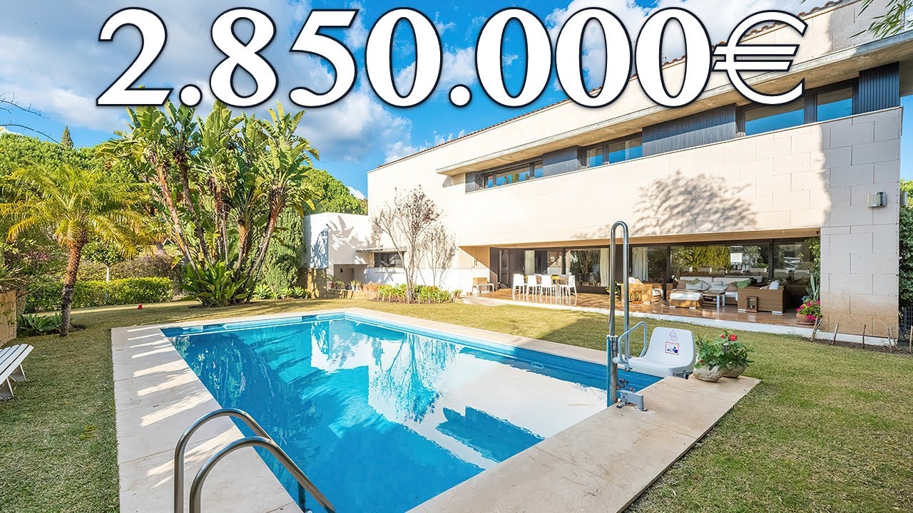 NEW! Villa with Garage for Many Cars【2.850.000€】Nueva Andalucia Marbella