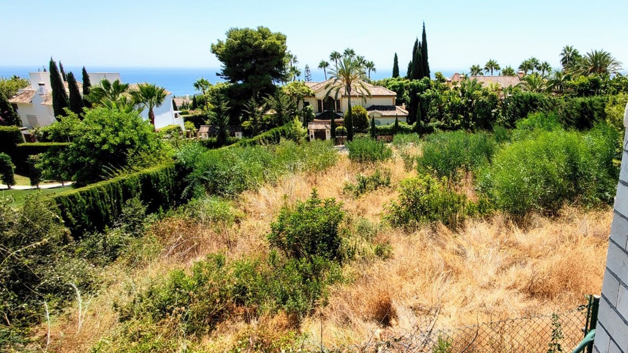SEA Views Luxury Plot in Sierra Blanca (Marbella)【1.600.000€】