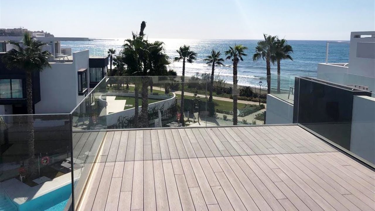 NEW! Modern VILLA 1st Line BEACH (Estepona, Spain)【2.200.000€】