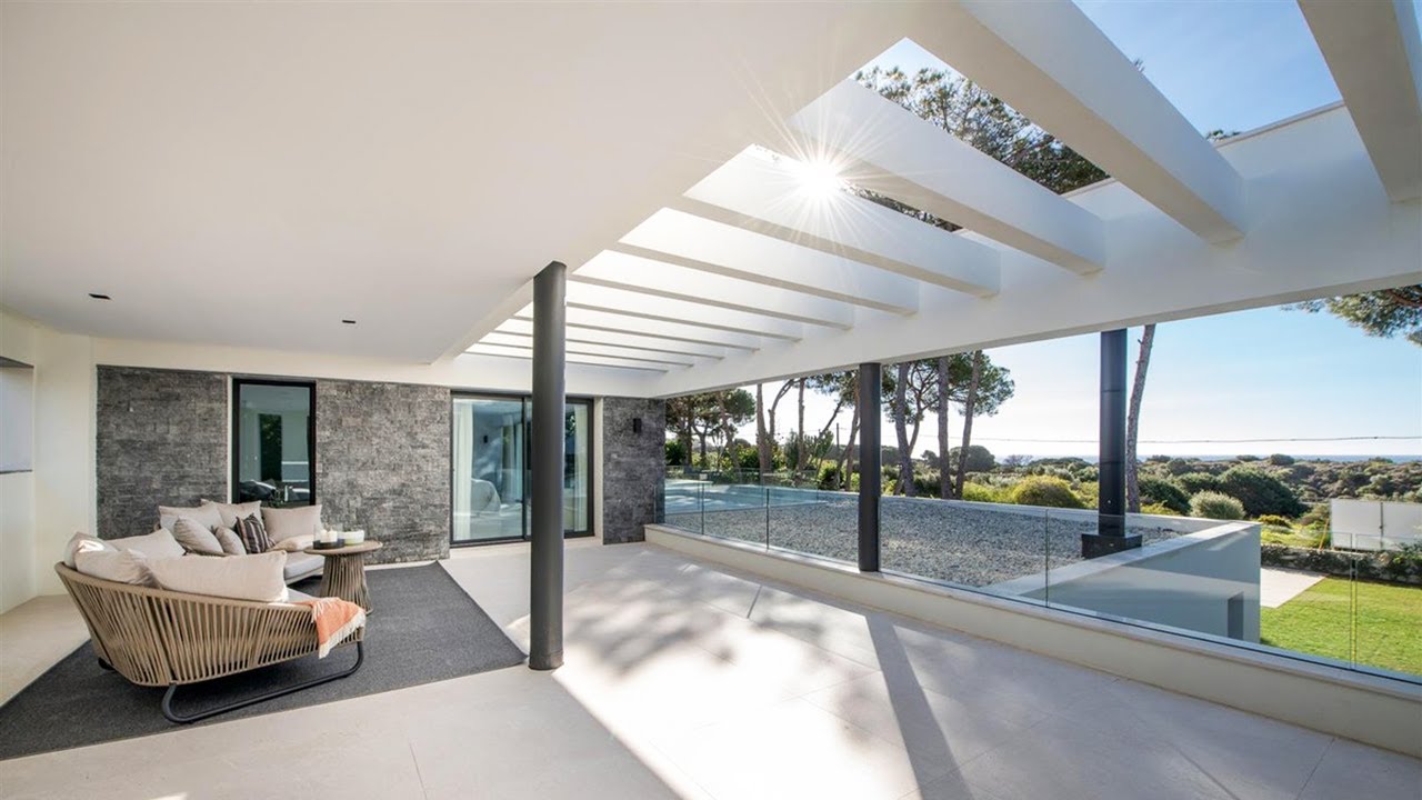 NEW Images of this BEACHFRONT Villa in Marbella【3.495.000€】