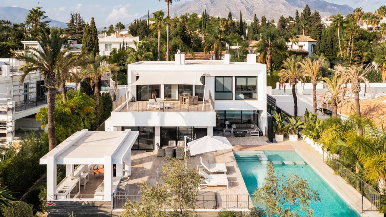 NEW! Elegant Villa in Marbella Nueva Andalucia Golf【3.895.000€】