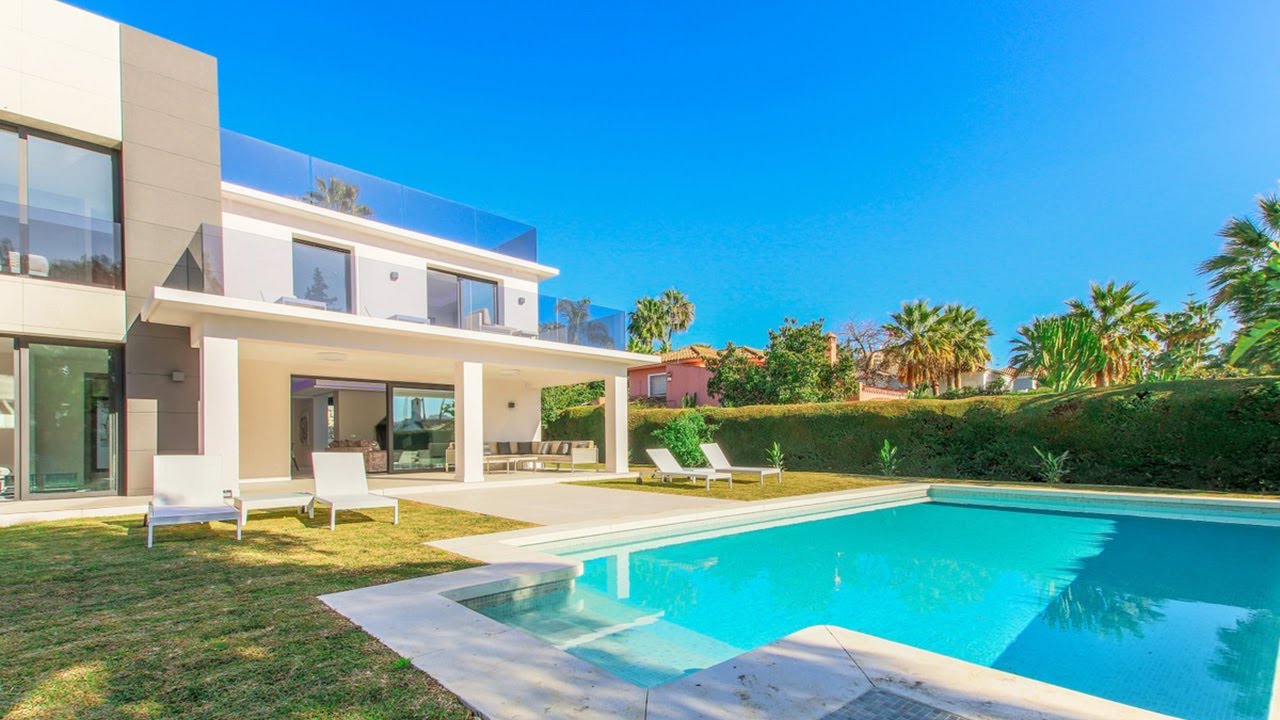 NEW! Modern Villa in Nueva Andalucia Golf Valley【2.750.000€】