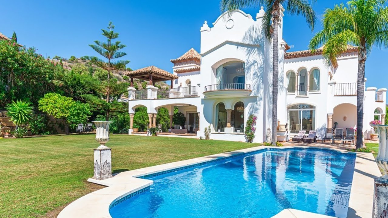 NEW! Frontline Golf Villa in LA QUINTA (Marbella)【2.400.000€】