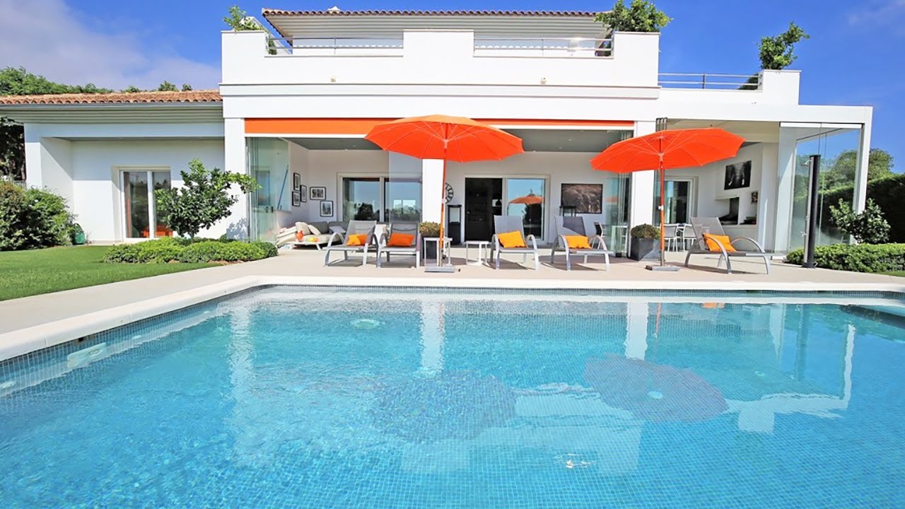 NEW! Villa in Marbella with Beautiful Golf Views (Spain)【2.150.000€】