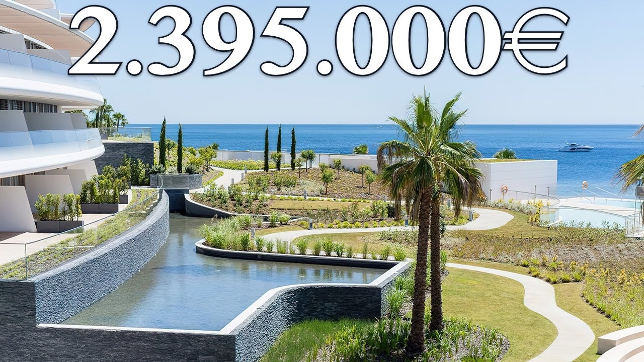 FRONTLINE BEACH! Villas & Luxury Apartments【2.395.000€】New Golden Mile (Marbella)