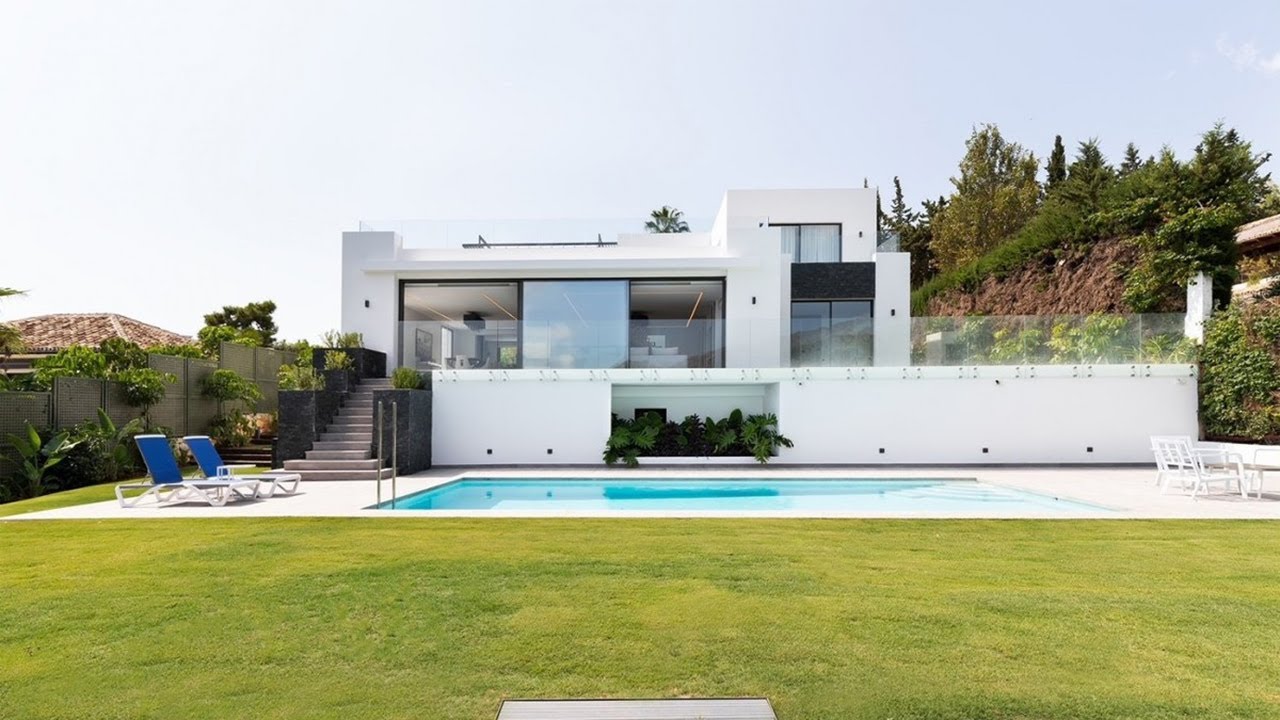 NOT Happen Every Day! MODERN Villa in SIERRA BLANCA Marbella:【3.695.000€】